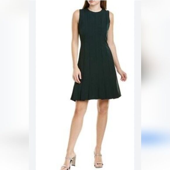 Julia Jordan Pleated, A-line Evergreen Dress. Professional,  Career. - Picture 1 of 12